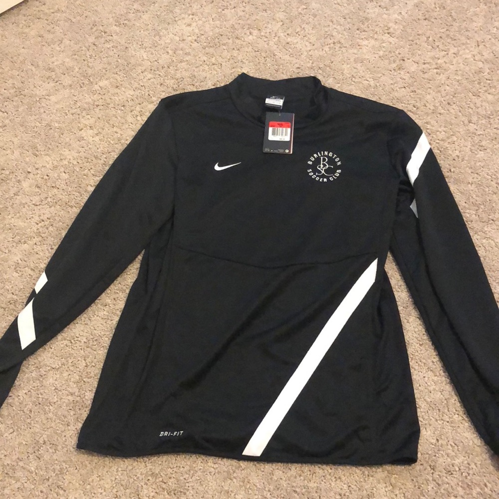 Nike performance pullover brand new